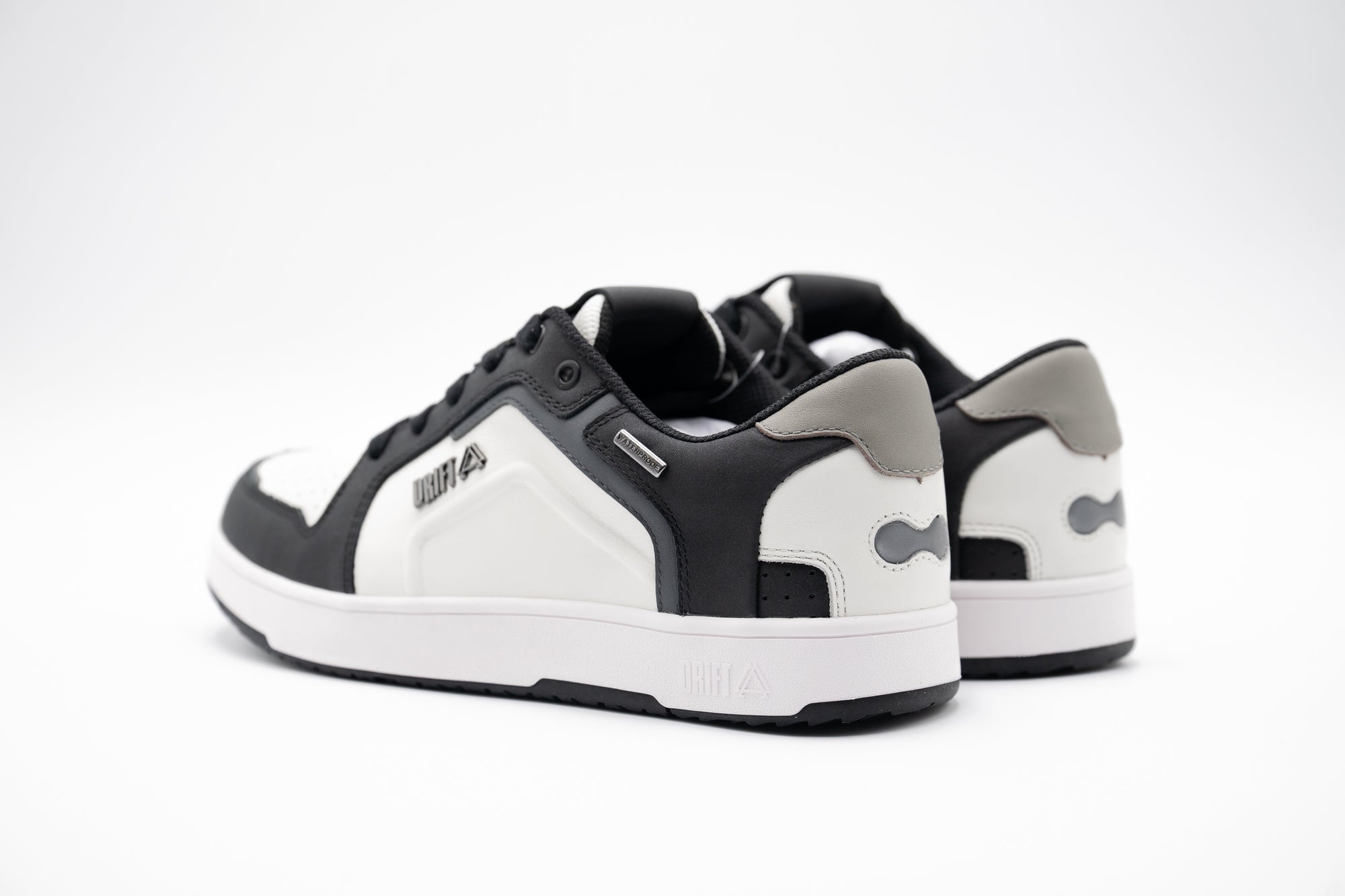 ARC Black &amp; White