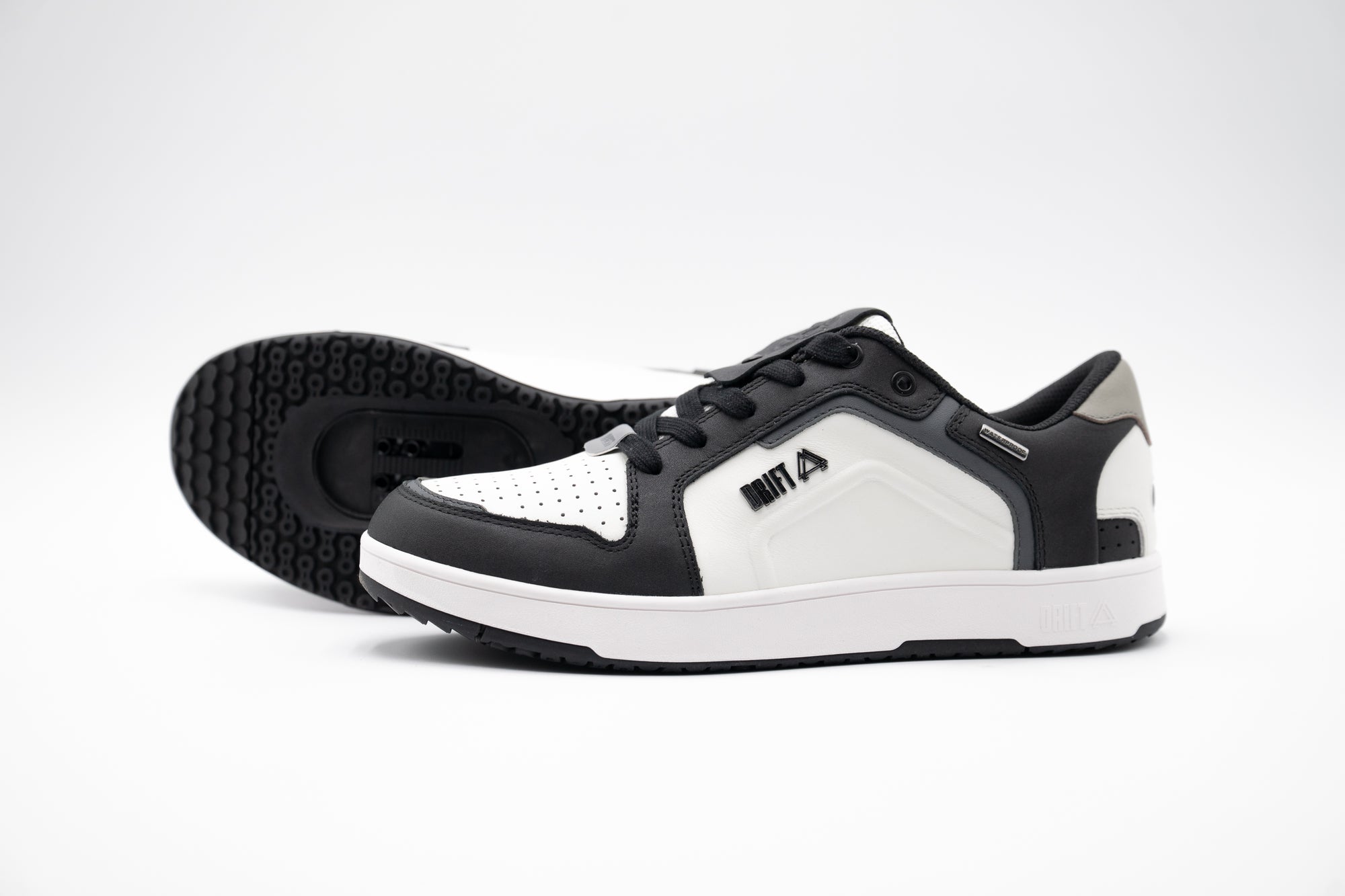 ARC Black &amp; White