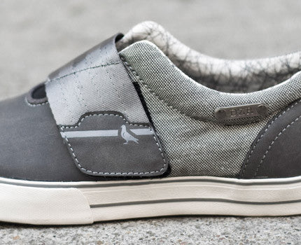 Pigeon Clipless Bike Shoe | DZRshoes - closeup