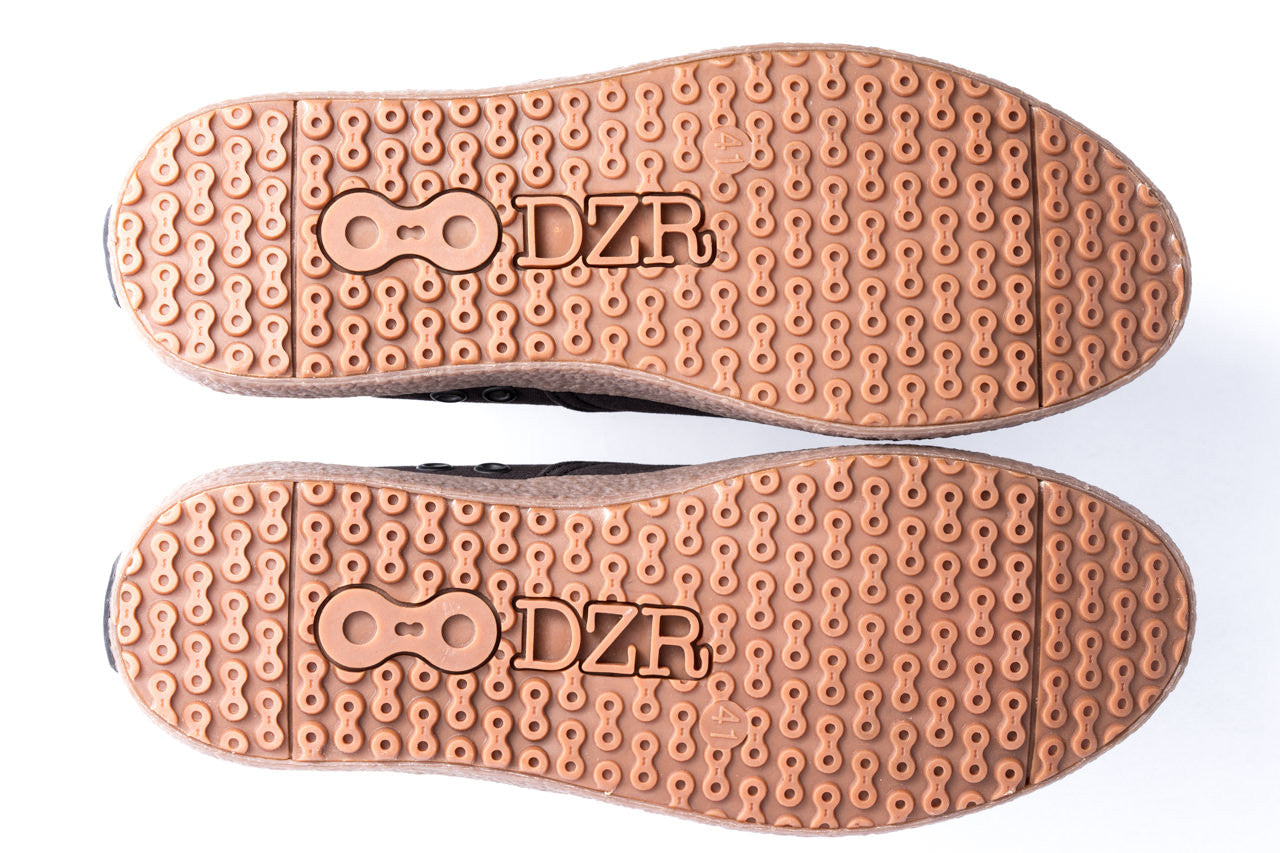 Shift Grey Flat Pedal Shoe | DZRshoes - bottom view