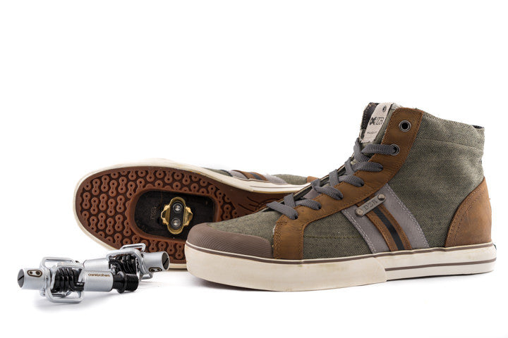 Tosca Clipless Bike Shoe | DZRshoes - side and bottom view with spd