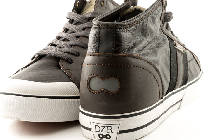 Brown casual cycling shoes designed for all-day comfort with full grain leather that ages well the more you ride
