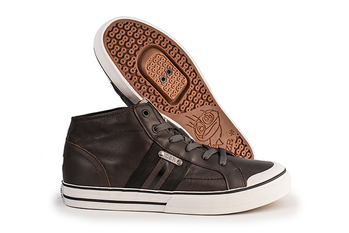 Ovis casual cycling shoes that blend classic sneaker vibes with performance tech for daily rides and weekend adventures
