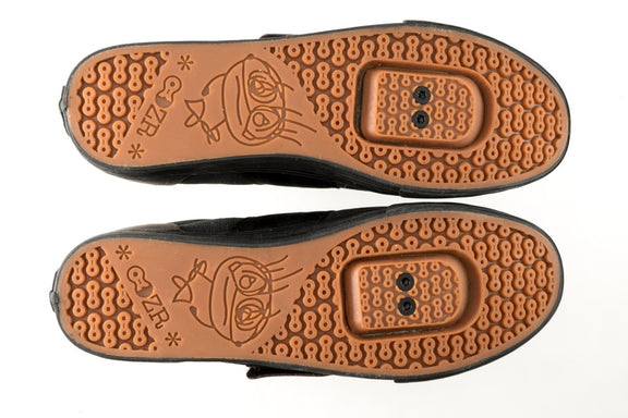 Bottom view of Jetlag Nero mtb shoes with durable outsole and performance fit
