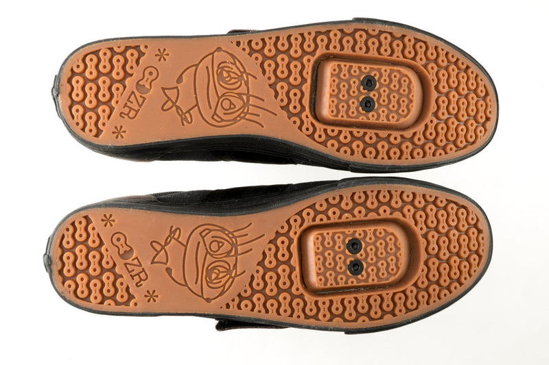 Bottom view of Jetlag Nero mtb shoes with durable outsole and performance fit