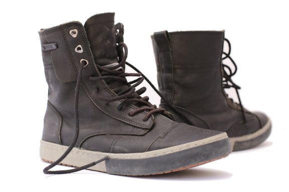 Turin mtb shoes showing profile and rugged design