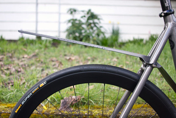 Full-Windsor: Quickfix Mudguard | DZRshoes - on the bike